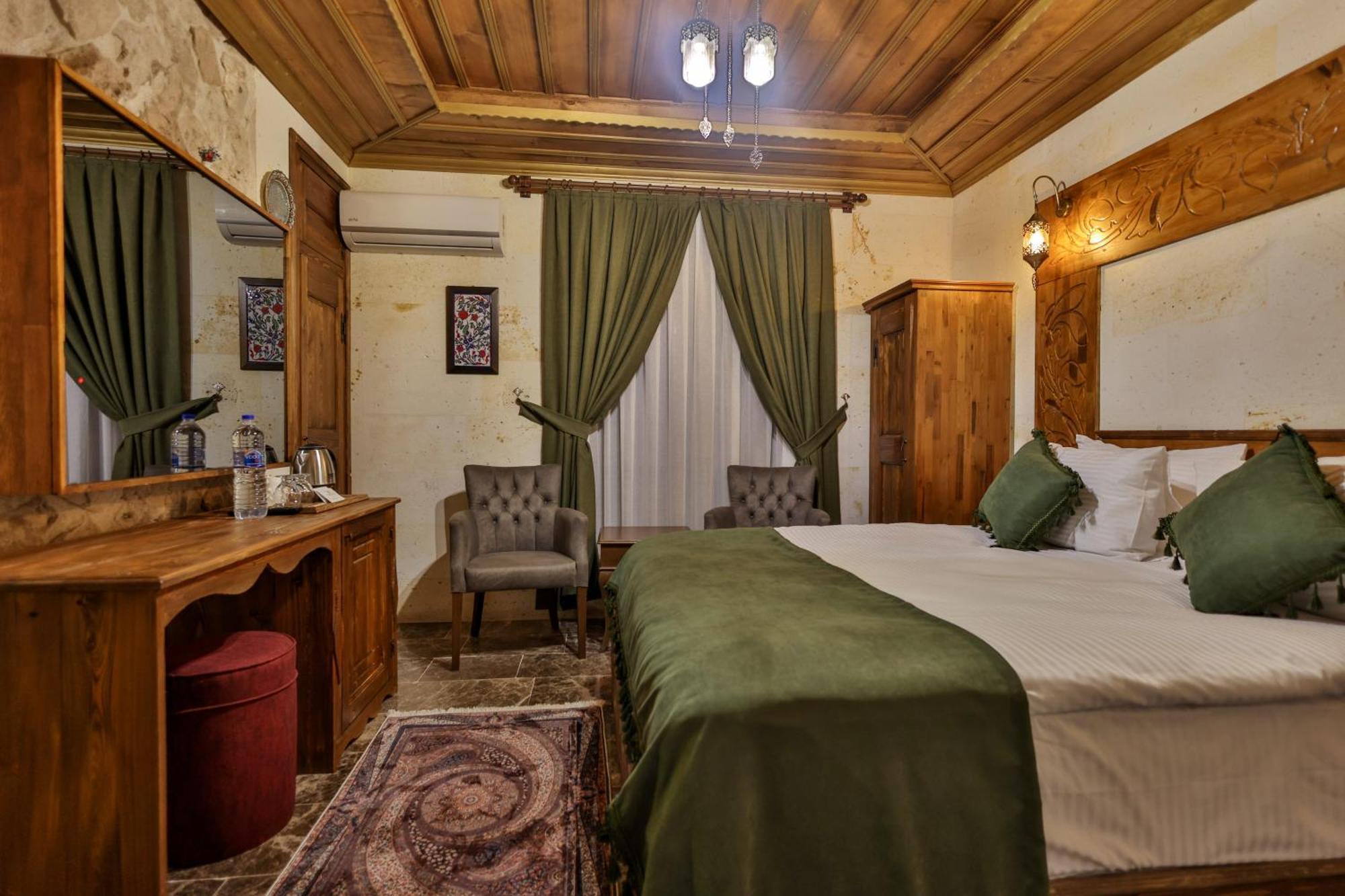Garden Suites Hotel Cappadocia Göreme Oda fotoğraf